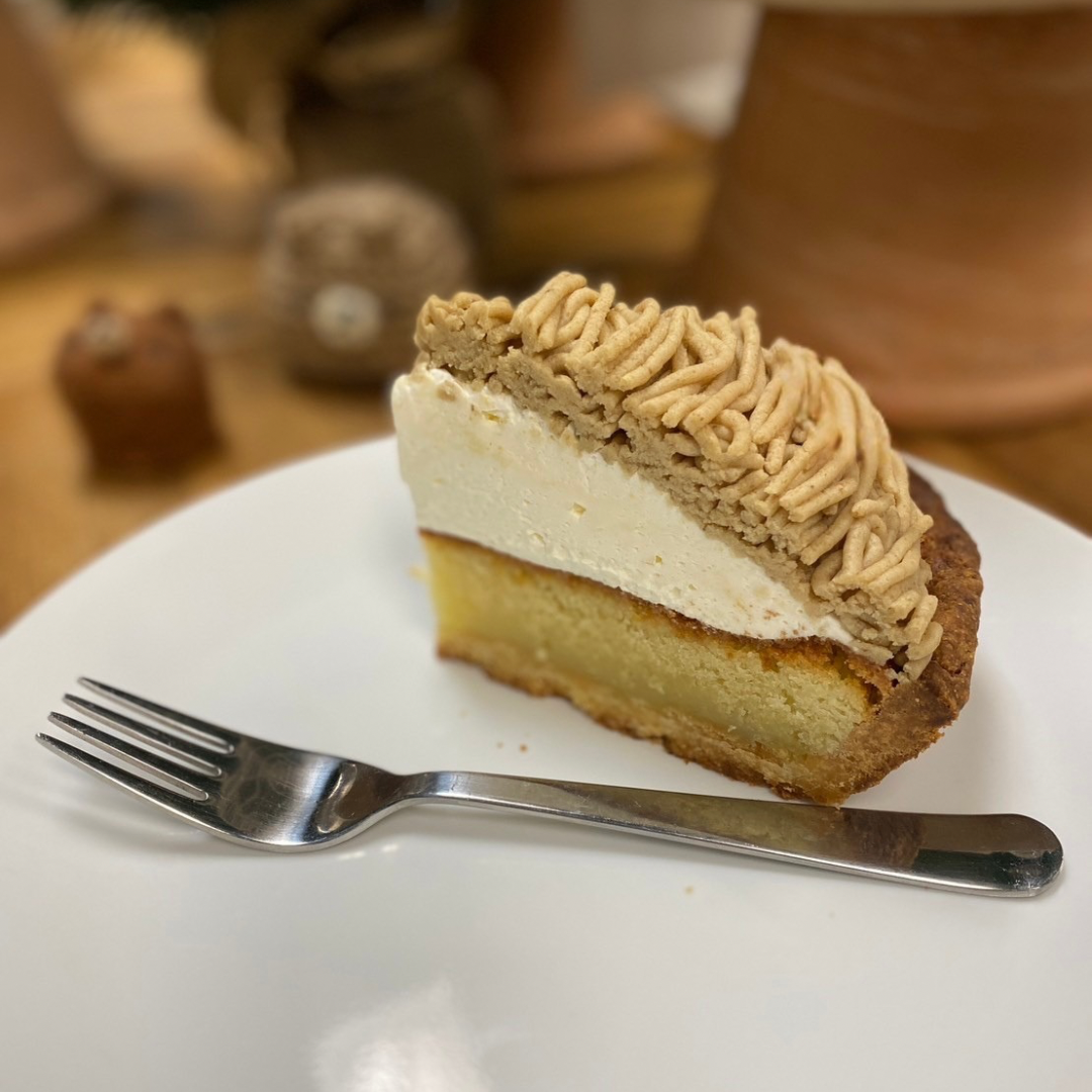 Whole Chestnuts Tart / モンブランタルト （ホール） | Kanadell